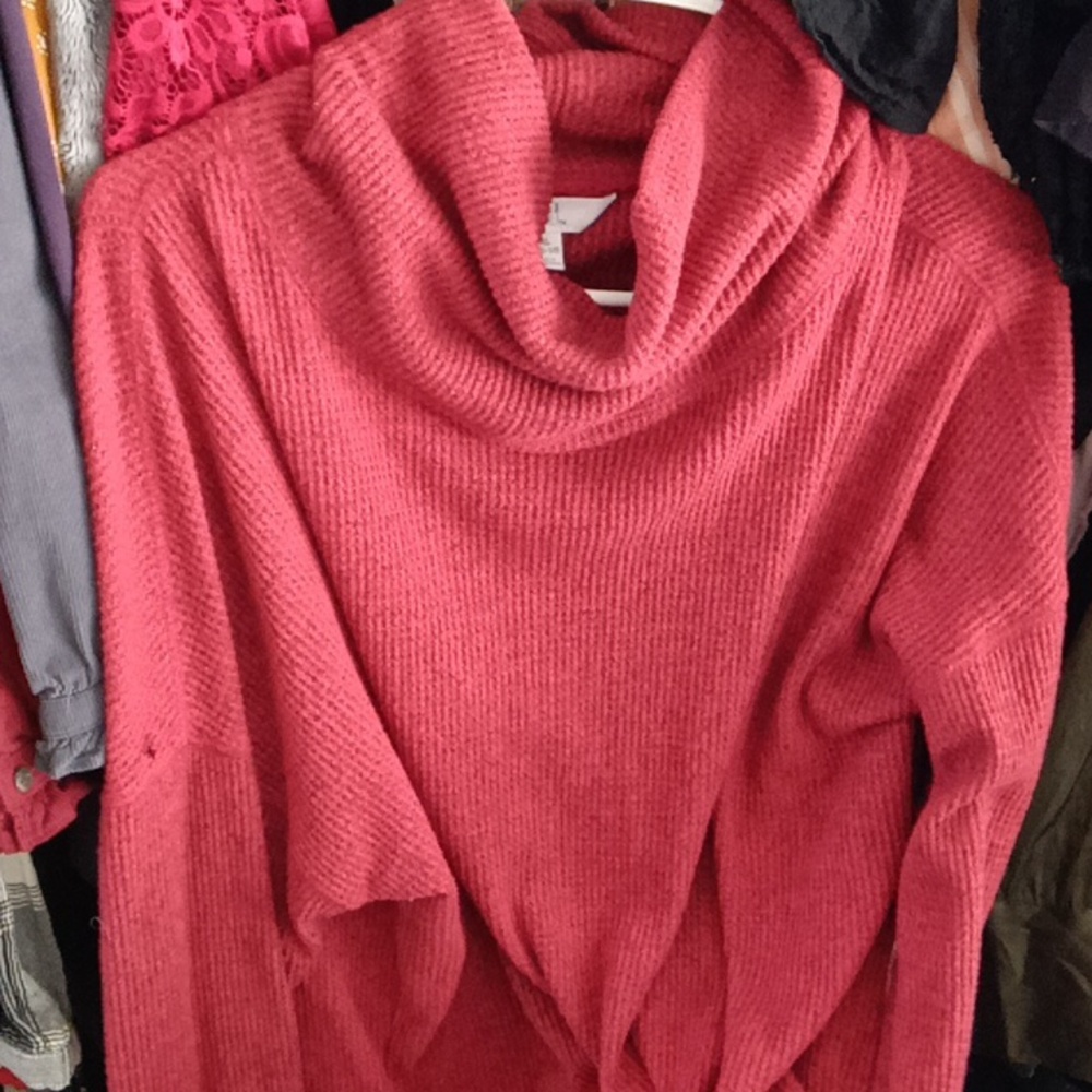 Red turtleneck lightweight sweater